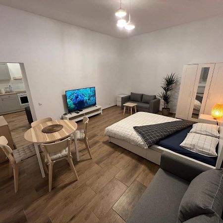 Paris Apartments คาโตวีตเซ ภายนอก รูปภาพ