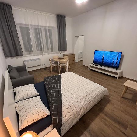 Paris Apartments คาโตวีตเซ ภายนอก รูปภาพ