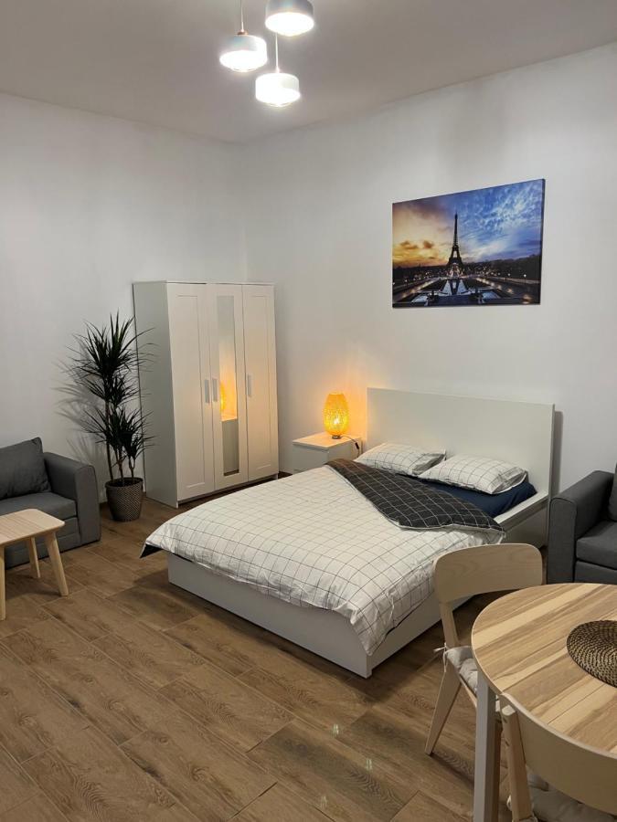 Paris Apartments คาโตวีตเซ ภายนอก รูปภาพ