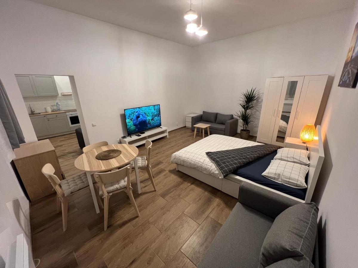 Paris Apartments คาโตวีตเซ ภายนอก รูปภาพ
